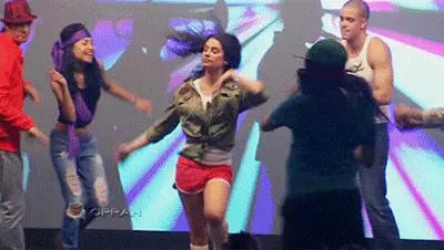 Lea Michele catwalk