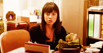 MRW my boss gives me more work 5 minutes before going home (Aubrey Plaza, Parks and Reacreation)