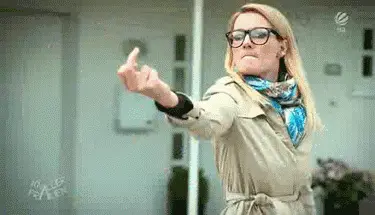 Angry Martina Hill Middle Finger
